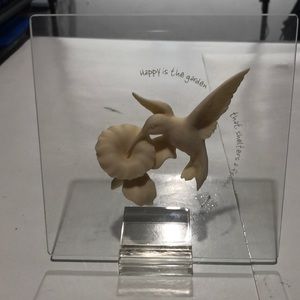 3D Hummingbird glass plaque and stand